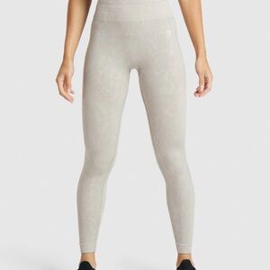 Gymshark Light Beige High-Waisted Seamless Leggings
